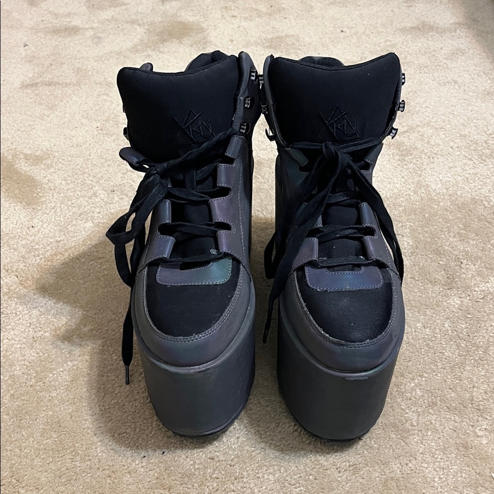 YRU Qzmo Holographic Platform Sneakers - Picture 2 of 5